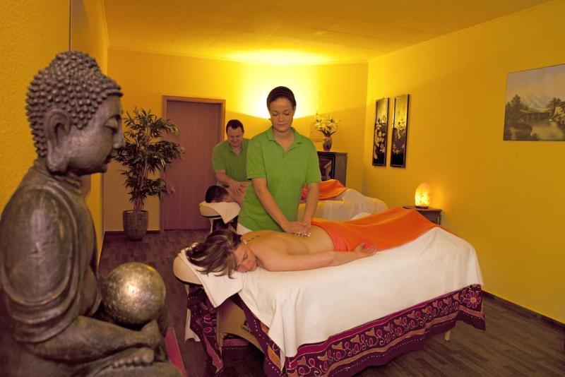 Wellnesshotel Harzer Land - Haus Gotha Тале Екстериор снимка